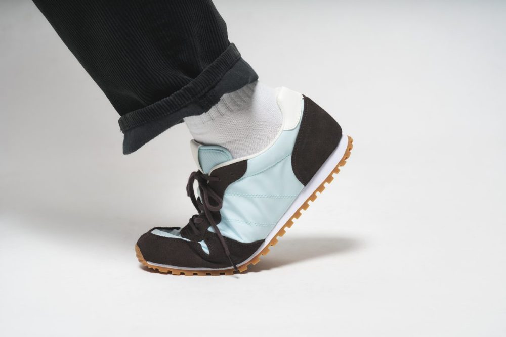 屈曲性もあるので、単純にスニーカーとしての実力が高い