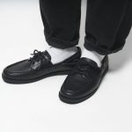 春先は白のソックスと合わせると、ヌケを作りつつ大人っぽい足元が作れる