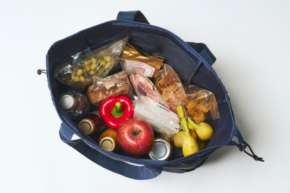 たっぷり入る大容量。マチ幅も広い