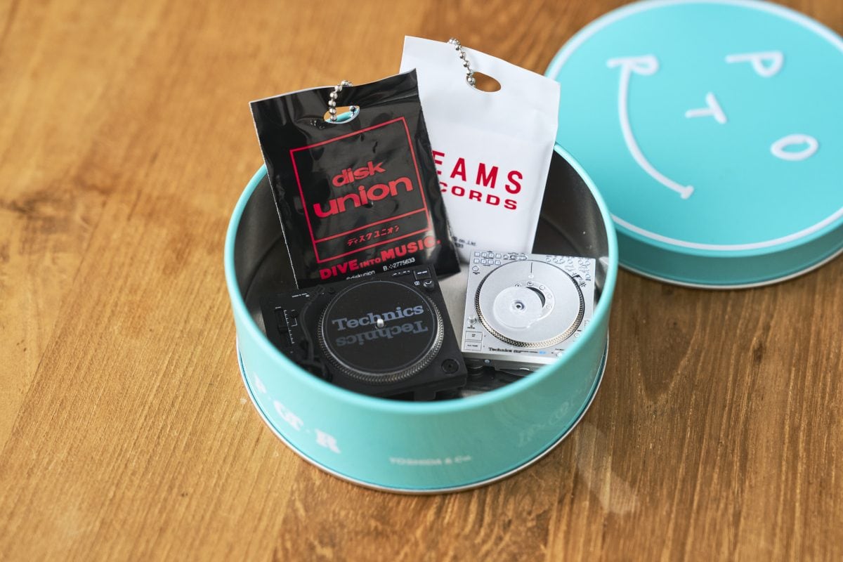 大人買い必至の神付録】smart5月号は吉田カバン「POTR」缶入り文具8点