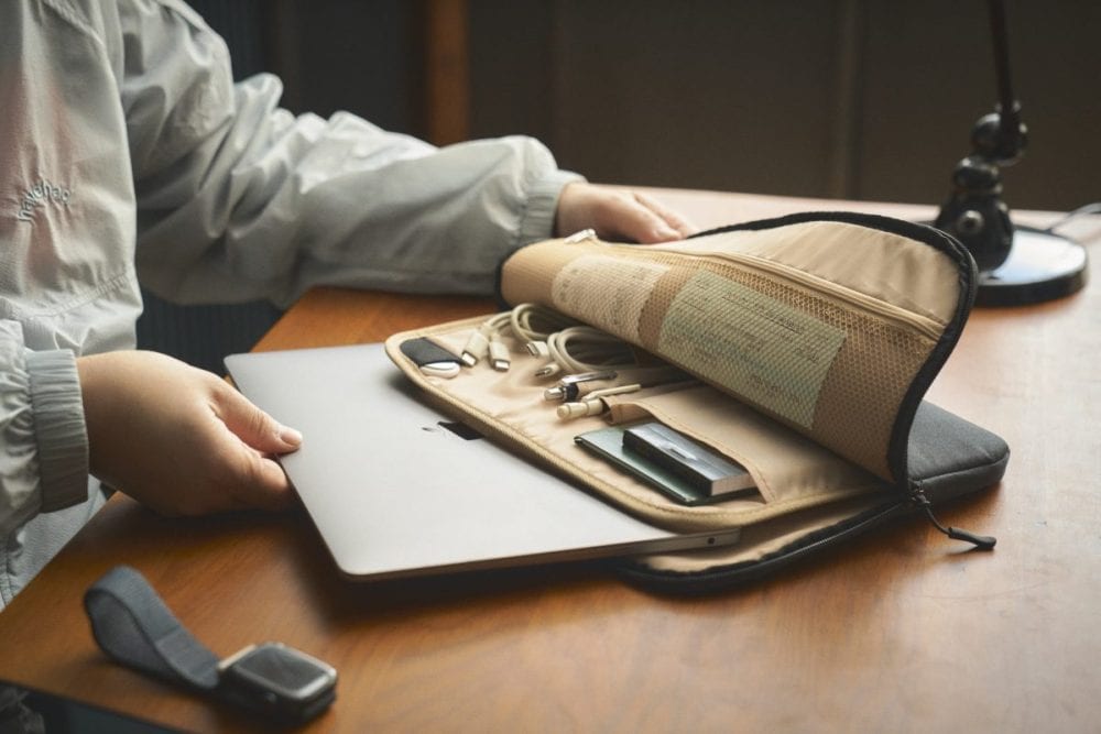 これがあればどこでも仕事ができる