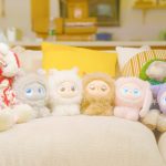 新しいモノや体験を応援購⼊できるMakuakeで先行予約開始となっている「iMoochi」ですが、Makuake限定・特別バージョンなのが、真ん中にいる茶色のモリンです