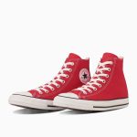 コンバース「オールスター HI」￥6,490／レッド