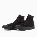 コンバース「オールスター HI」￥6,490／ブラックモノクローム