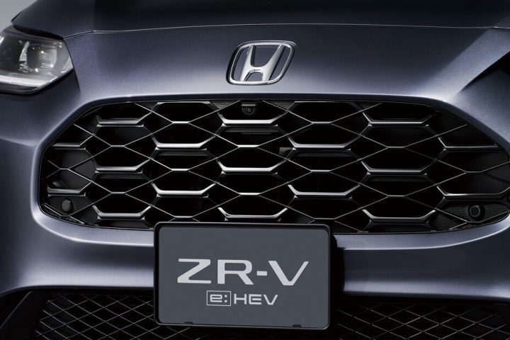 【ホンダの大本命SUV】新型「ZR-V」は何が変わった?e:HEV専売&新仕様“クロスツーリング”に大注目
