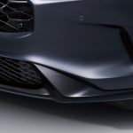 ブラック基調の専用アイテムを採用。写真はフロントバンパーガーニッシュ/バンパーコーナープロテクター