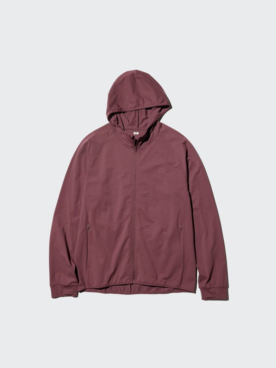ユニクロ「ドライEXUVカットフルジップパーカ」￥2,990