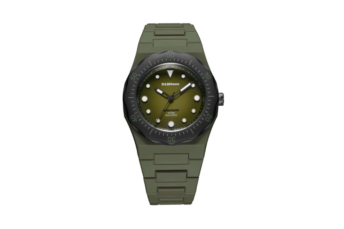 D1ミラノ「ポリカーボン Lagoon Diver」¥34,100/クオーツ/40.5㎜径/10気圧防水