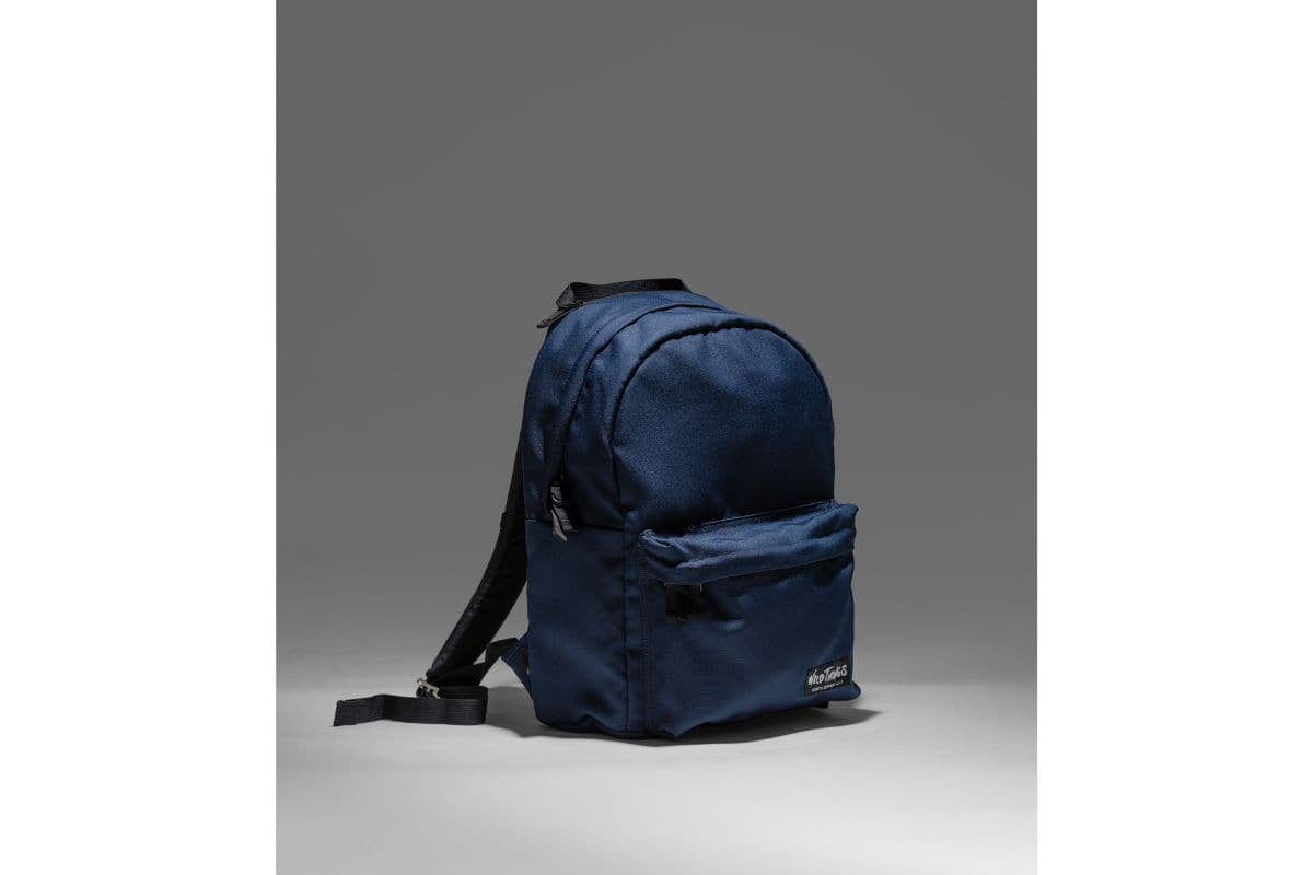 ワイルドシングス「ミディアム デイパック」¥13,750/H41×W32×D18cm/21L