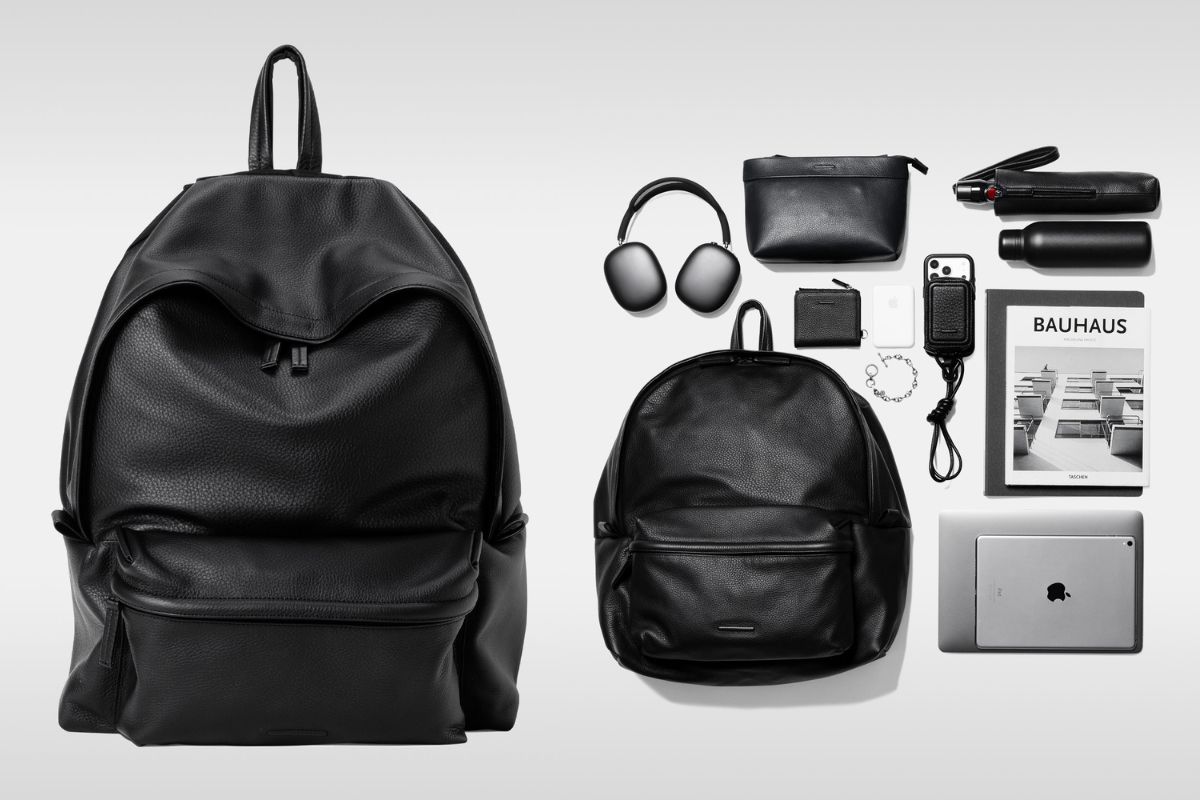 objcts.io「エッセンシャル レザーデイパック ラージ」¥74,800/W40×H45×D17㎝/約32ℓ/約930g/16インチのMacBook Pro収納サイズ