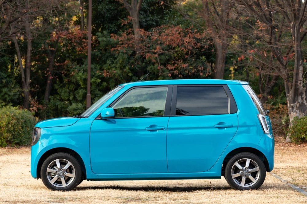 ドアやルーフライン、ハッチゲートは基本N-ONE譲り