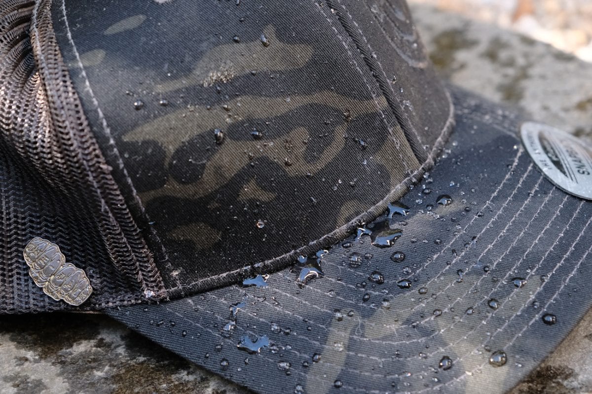 生地へのデメリットはなく質感もそのままに撥水力を発揮