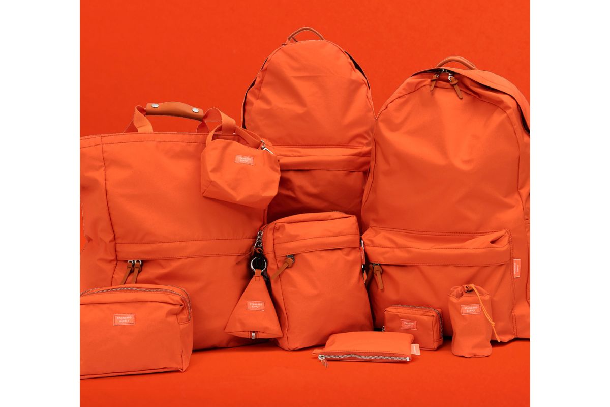 【BAEMS創業50周年】BEAMSのあのオレンジをまとったコラボバッグシリーズが登場! STANDARD SUPPLY × BEAMS PLUS × bPr BEAMS