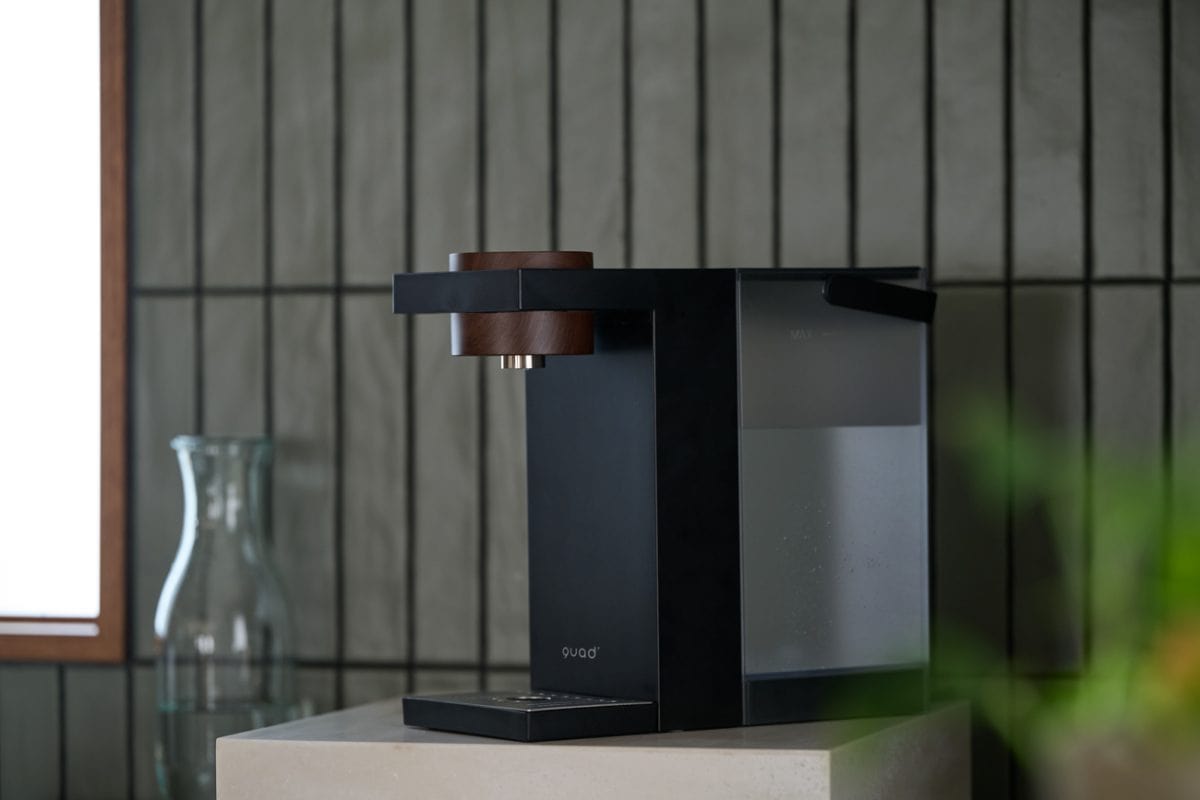 本体サイズは約幅14.5 × 奥行29 × 高さ27cmと超コンパクト