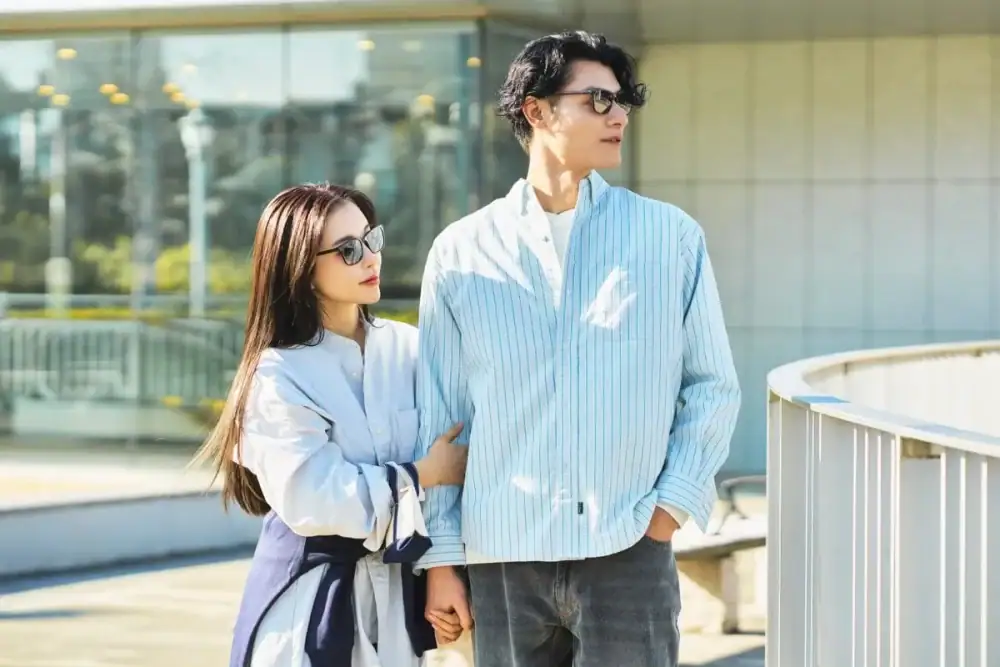 第2位　【この付録ガチでスゴい】3点セットの豪華仕様！L.L.Beanとのコラボ付録は「調光サングラス」「サングラスケース」「メガネクロス」がセットになったスペシャル感満載の逸品なんです！