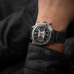 【仮面ライダーとブライトリングが邂逅】放映55周年を祝したレーシング・クロノグラフが登場