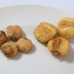 ミニコーンとジャイアントコーンを比べた様子