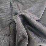 接触冷感効果のある生地を使用し、吸水速乾機能付き、ストレッチも効く