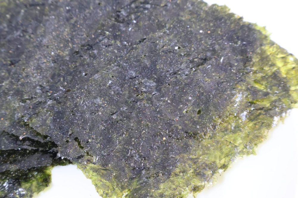 刺すような痛みとともに辛さを感じる