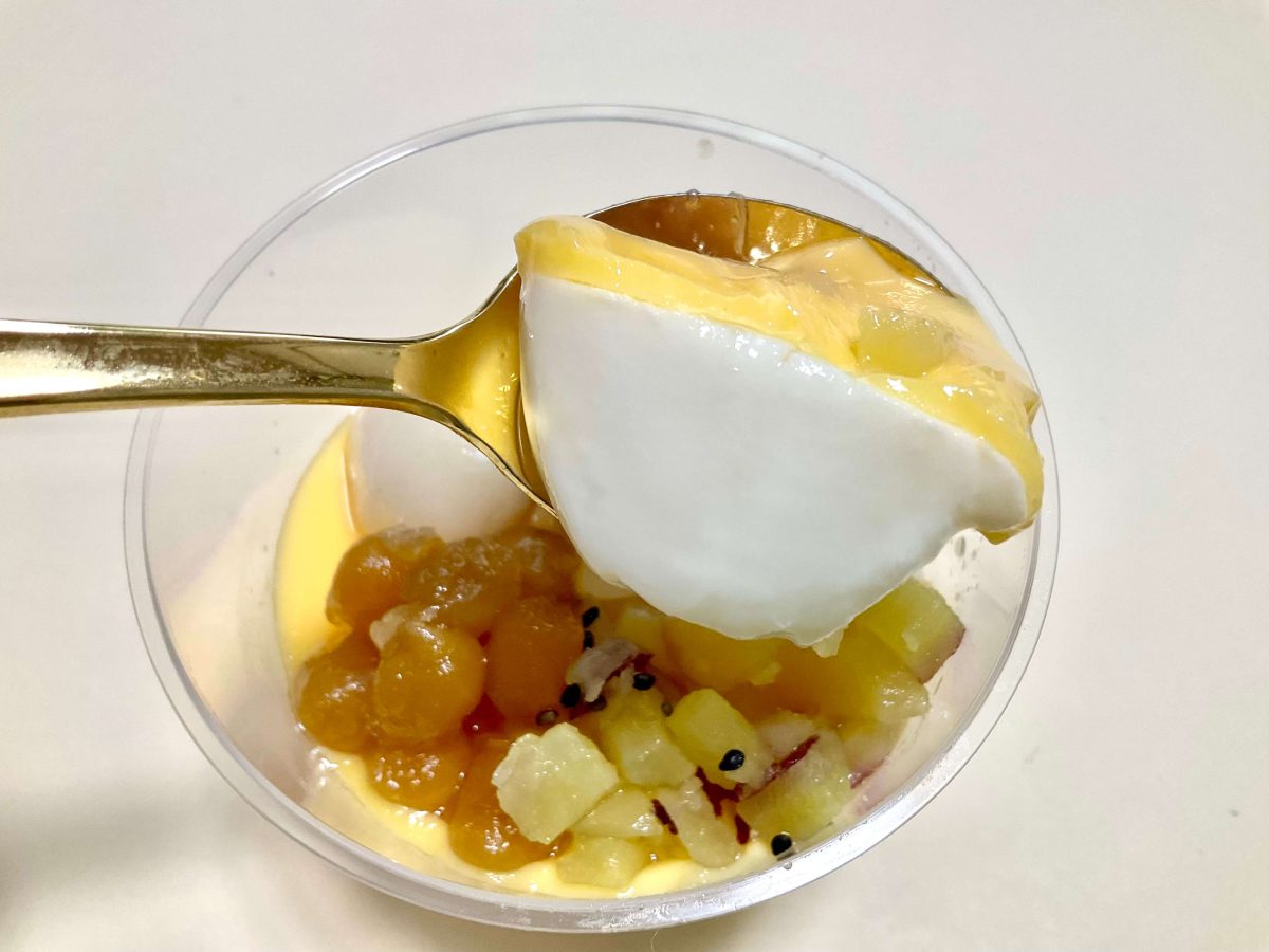 成城石井自家製 紫芋餅と羽二重餅のモーモーチャーチャー