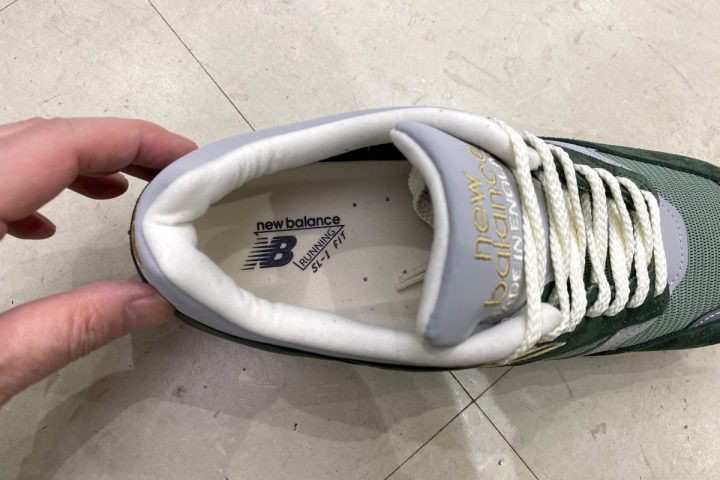 【大人のニューバランス】英国製の品格に惚れる…名作「1500」の新色“コンブグリーン”をエディターが試し履き