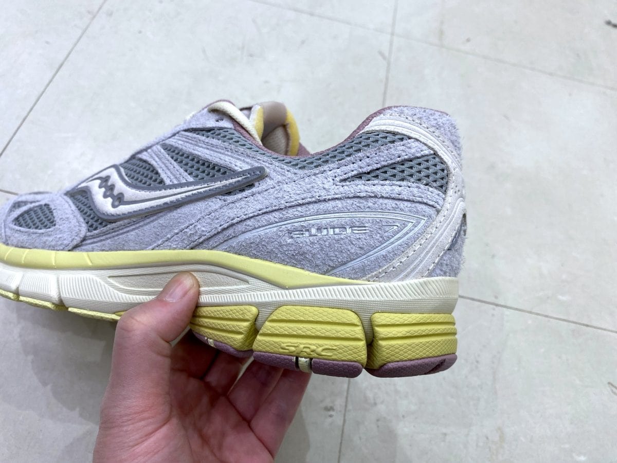 Saucony PROGRID GUIDE 7 "GUIDE v7.3s" "3sixteen" GRAPHITE