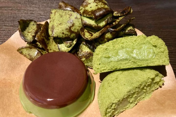 【カルディの隠れ名品】見つけたら即買い!カルディコーヒーファームの抹茶おやつベスト3「1位はパリッと新食感で手が止まらない」