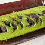 ほろ苦い和の抹茶と洋のココアクランブルが絶妙にマッチした、大人におすすめの上品な味わい