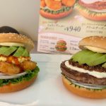 溢れるクリーミーさに感動！フレッシュネス「生」のアボカド1/2個の贅沢すぎるバーガー2種を食べ比べ！