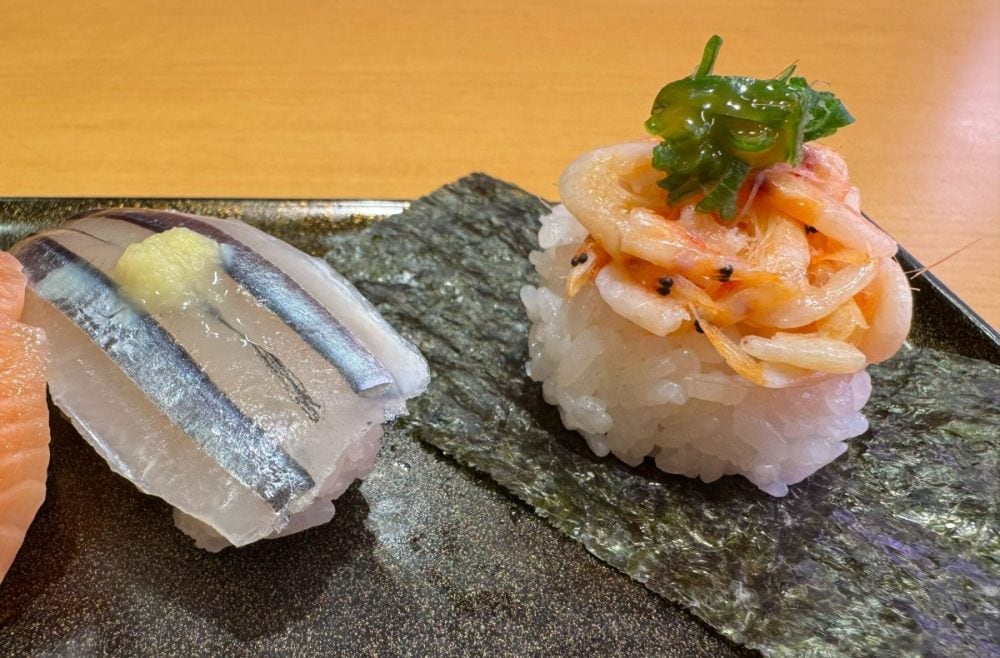 彩り豊かな5種のネタが食べ比べできる贅沢な一皿がなんと580円~!