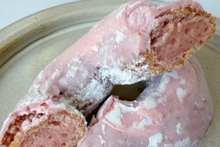 【まるで洋風いちご大福!?】ミスドの春限定「桜もちっとドーナツ」が最高！全4種食べ比べレビュー