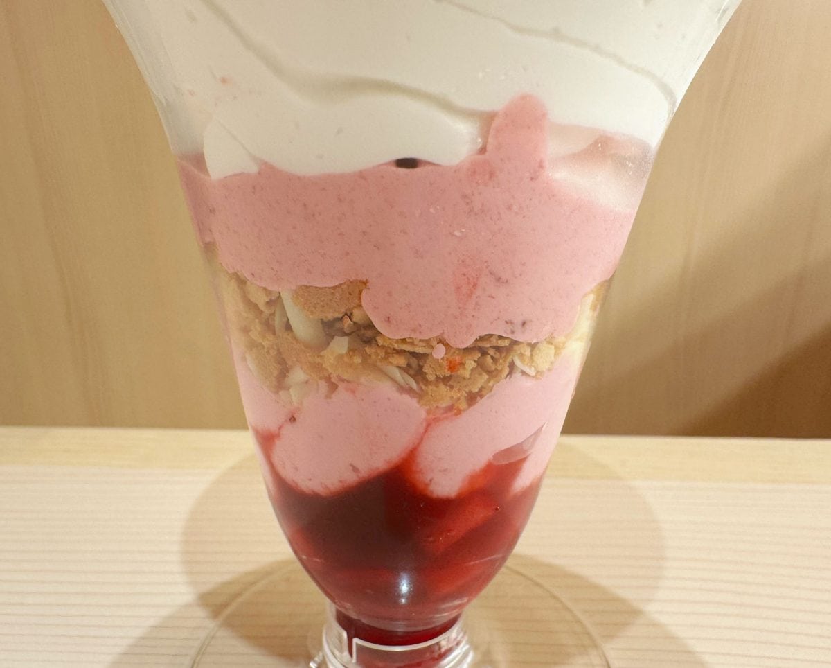 いちごの美味しさを楽しめる幾重にも重なった層