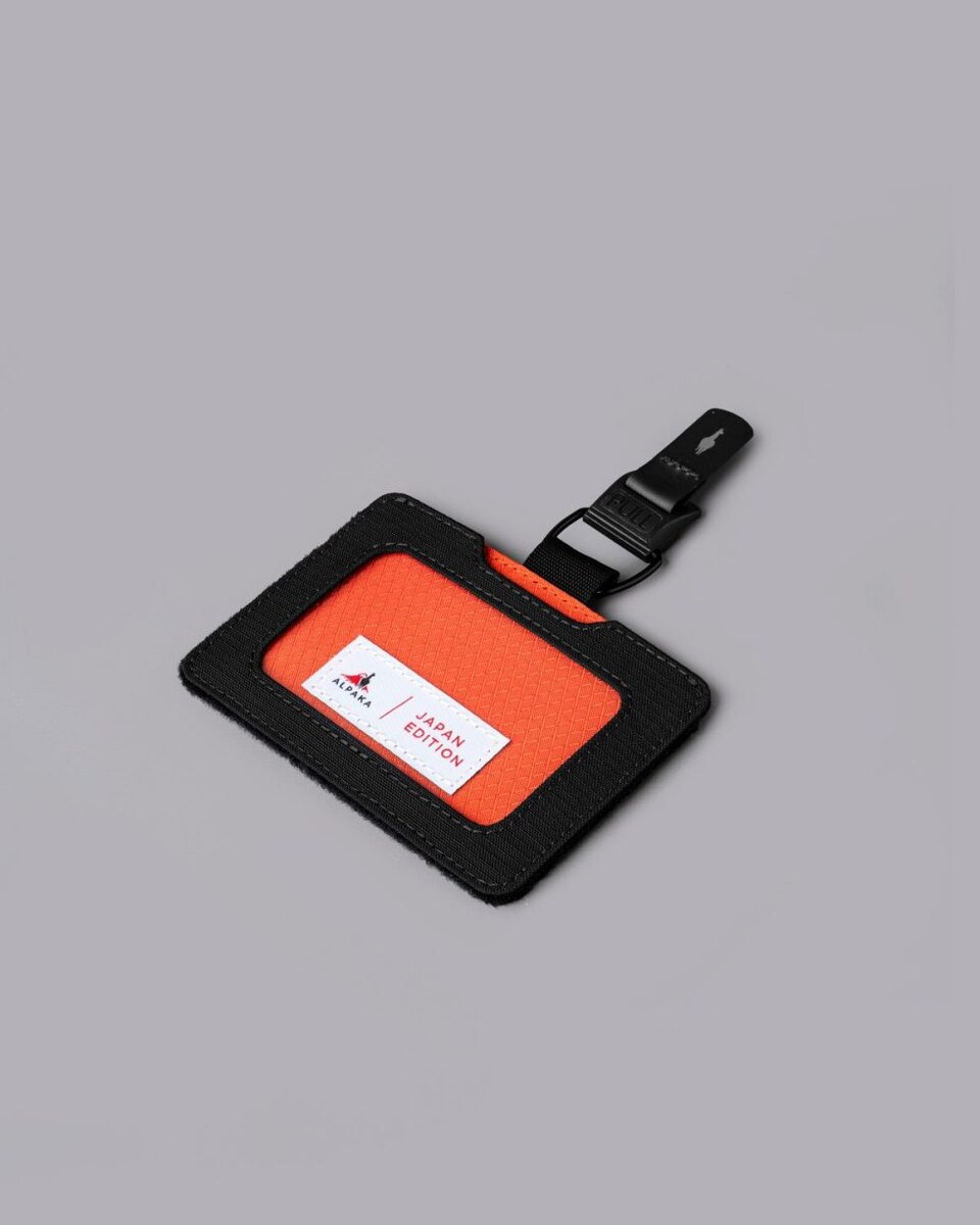 アルパカ「ビジネス IDカードランヤード JAPAN EDITION」¥8,800/約H7.7×Wヨコ11㎝/約56g/2色展開