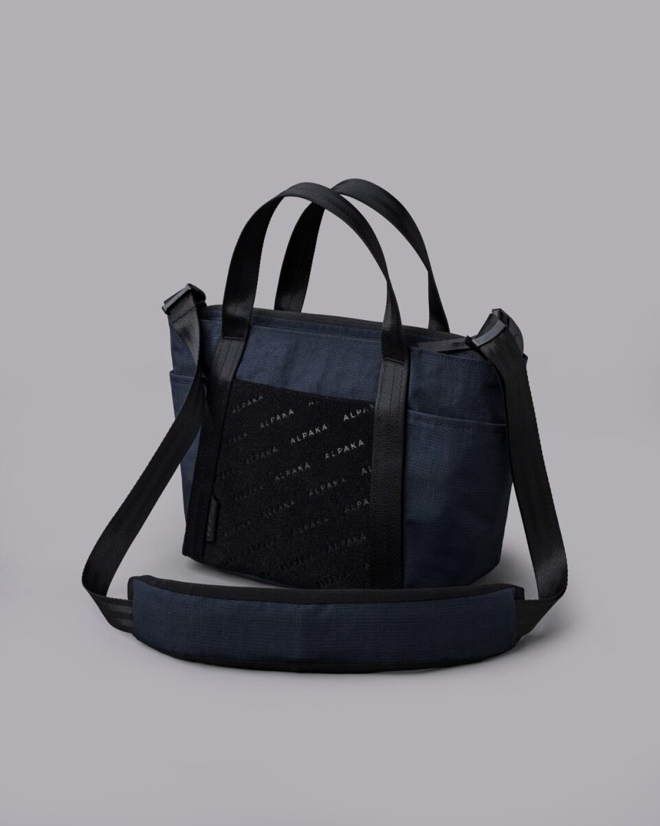 アルパカ「ミニトート V2 JAPAN EDITION」¥15,400/約H30×W33×D13.5㎝/約370g/2色展開