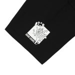 コラボ企画のテーマ「沖縄の美ら海をずっと守っていくために」を表現したロゴマークを袖部にプリント