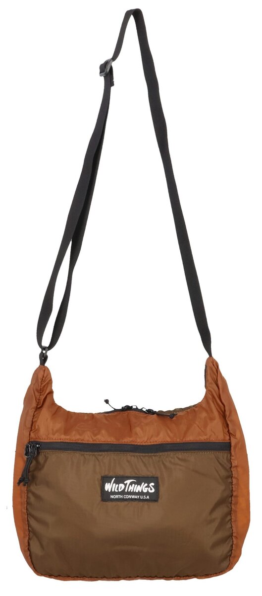 ワイルドシングス「ライト ショルダー バッグ」￥4,950／H24×W25×D8㎝／8L