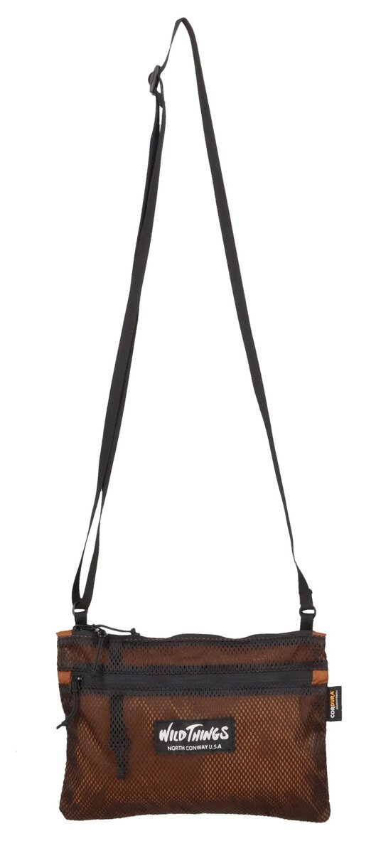 ワイルドシングス「ライト ショルダー ポーチ M」￥3,960／H23×W16×D1㎝