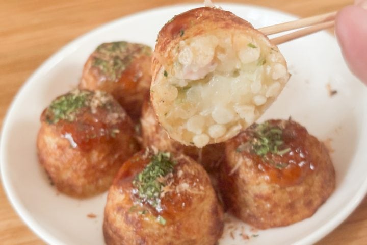 【ガチ比較】業務スーパーvsロピア!超人気PB「1kg冷凍たこ焼き」どっちが買い?味とコスパを徹底検証