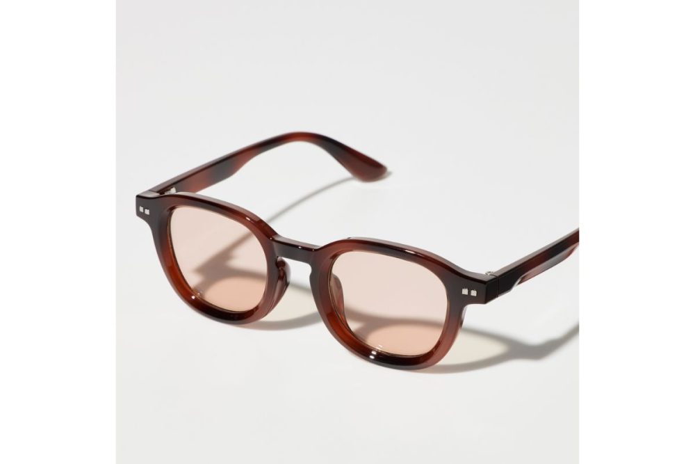 ユニクロ「サングラス」¥2,490