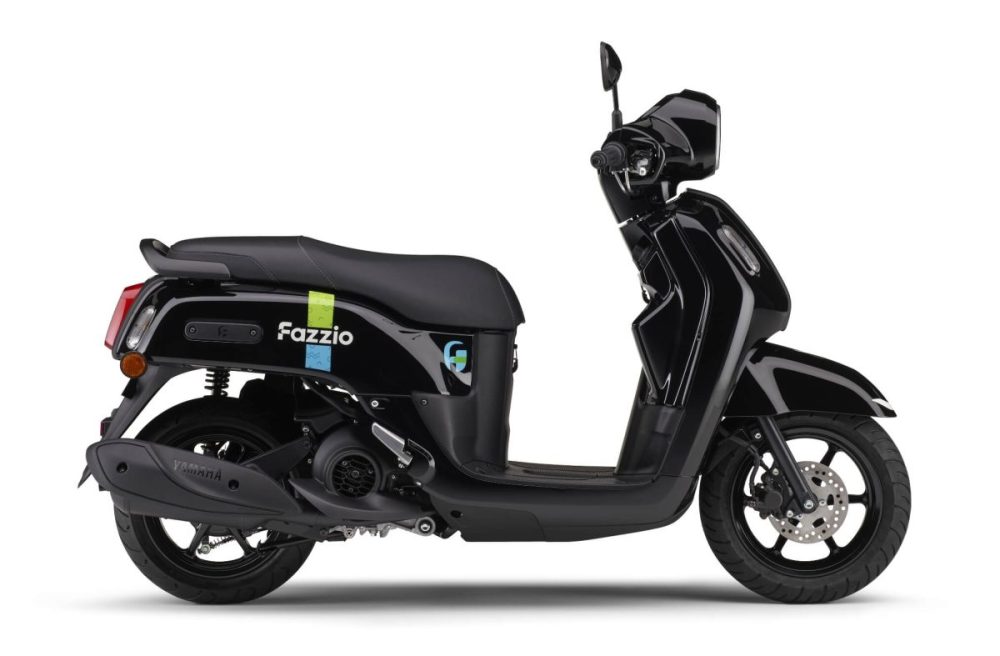 「ブラック」カラー