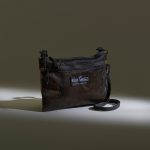 ワイルドシングス「ライト ショルダー ポーチ M」¥3,960/H23×W16×D1㎝