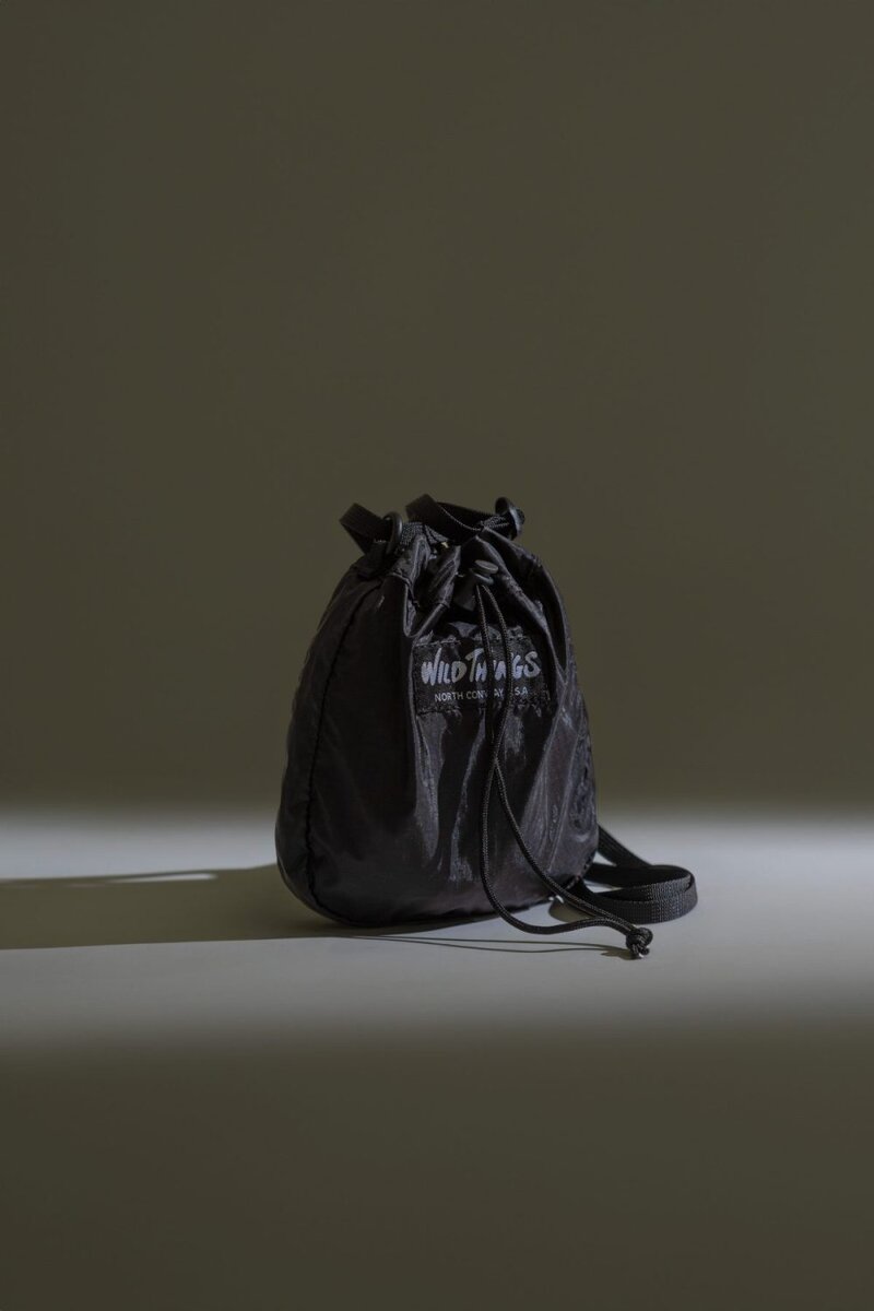 ワイルドシングス「ライト オープン ポーチ」￥3,300／H18×W16×D3㎝