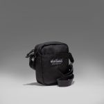 ワイルドシングス「バーティカル ショルダー バッグ」¥4,950/H17×W13×D6㎝/1.2ℓ