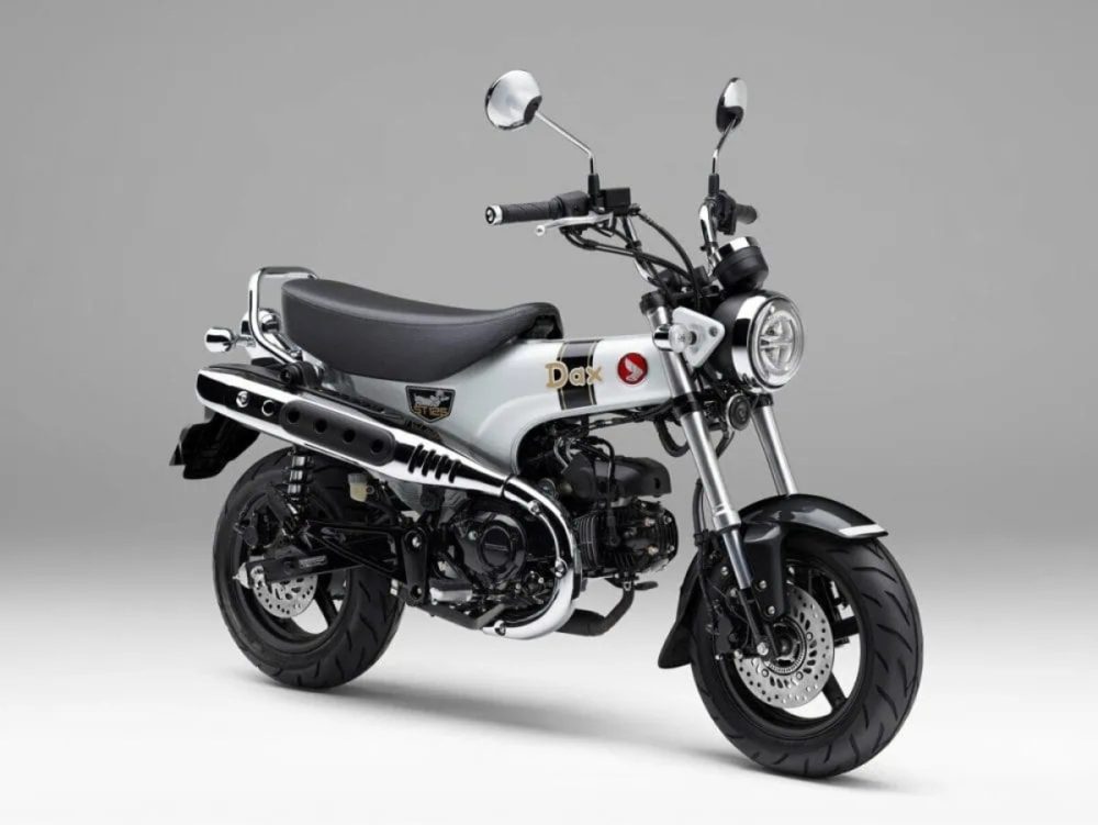 第1位 【ホンダ原付二種】3兄弟が一挙刷新! モンキー・ダックス・ハンターカブ、新色どれ選ぶ?