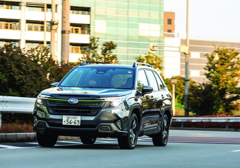 Point1 トヨタTHS Ⅱを応用した走りと快楽のスバル流ハイブリッド