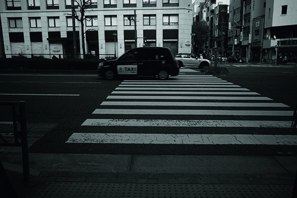 リコー GR Ⅳ　「モノクロ写真が美しく撮れる」