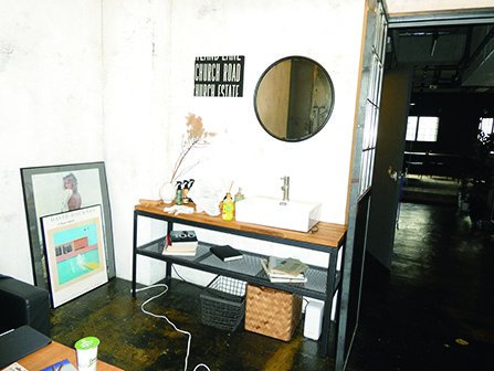 パナソニック ルミックス TZ99　MonoMaxスタッフが使ってみた！ 「画質や機能は進化していますが、操作感は昔のコンデジのよう。フラッシュが意外と便利でした」