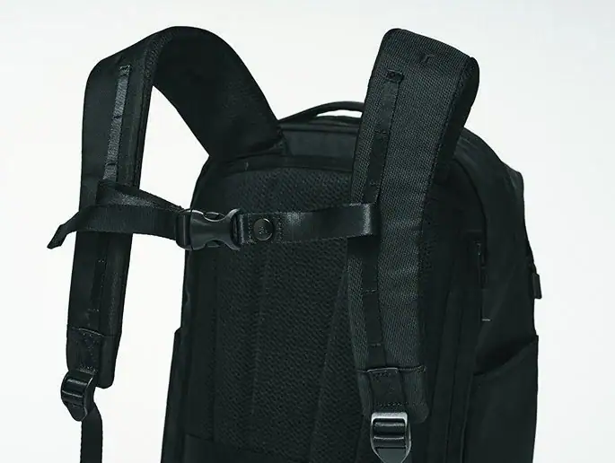 第1位 【通勤リュックの大本命】わずか650gに機能美を凝縮。エース「シルパック」がビジネスバッグの完成形すぎた