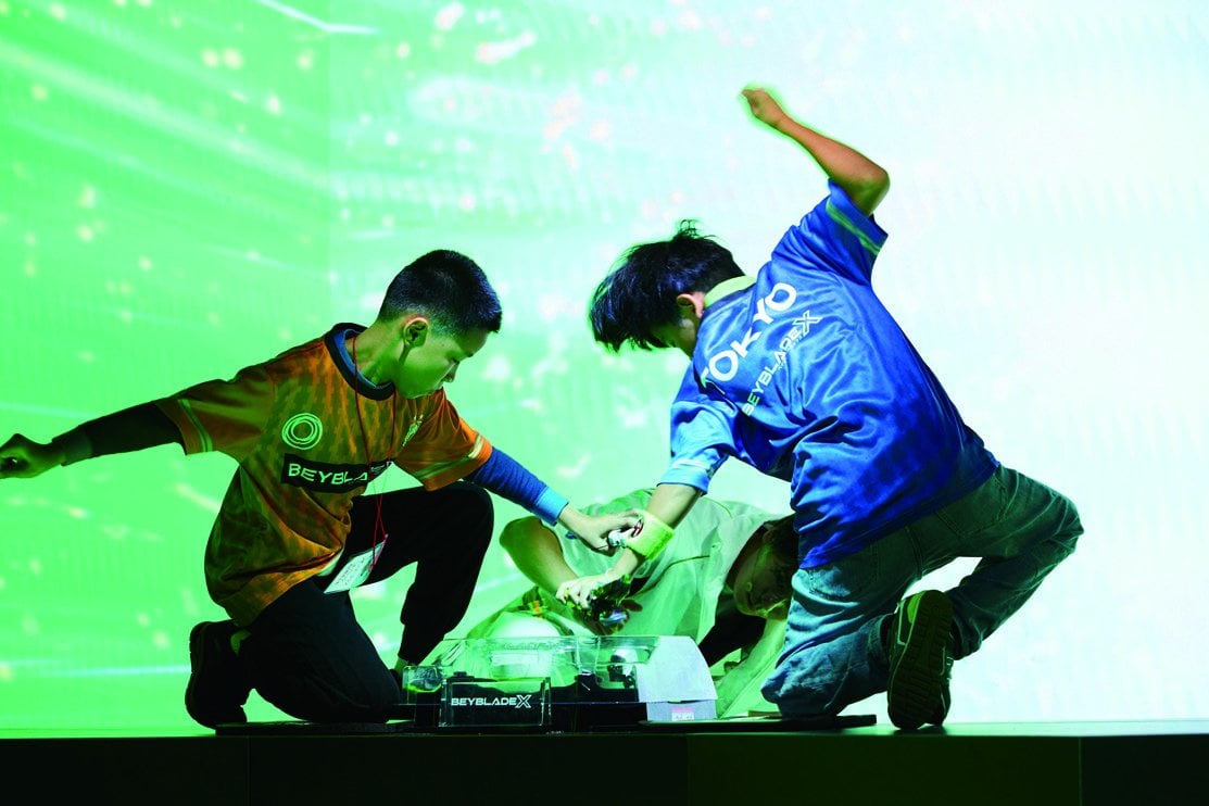 タカラトミー
BEYBLADE X CX-04 バトルエントリーセットC 「大人が参加可能な世界大会が開催」