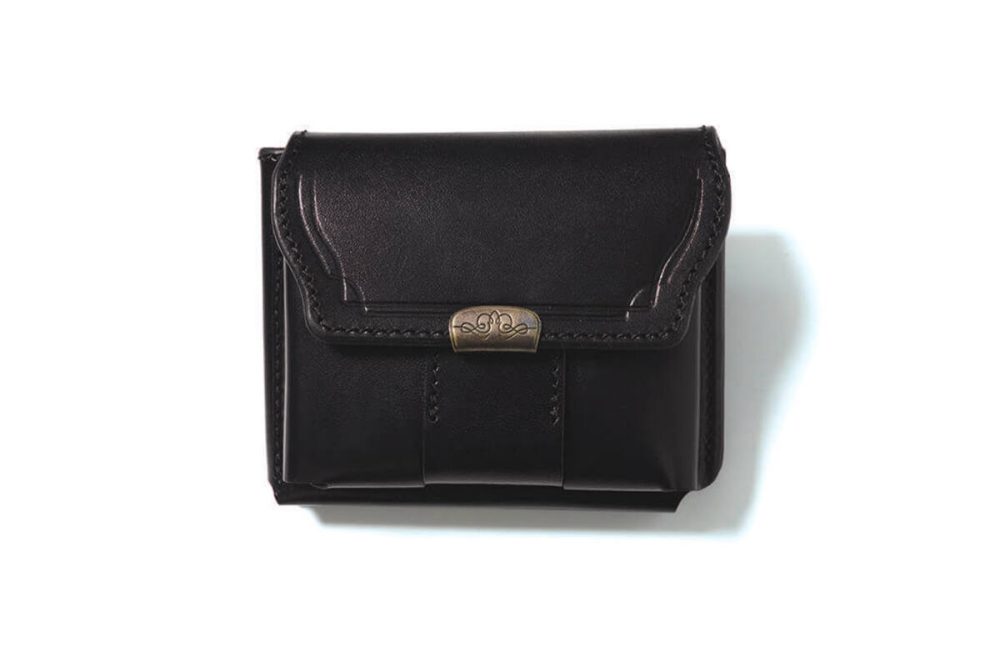 デュアル サドルプルアップ ギャルソンコンパクトウォレット